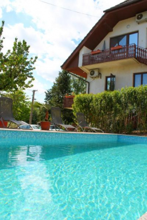 Ibolya Apartmanok, Fonyod
